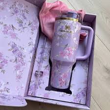 Purple Flowers Stanley Quencher Tumbler 40oz with Gift Box – Insulated Travel Mug with Handle & Straw